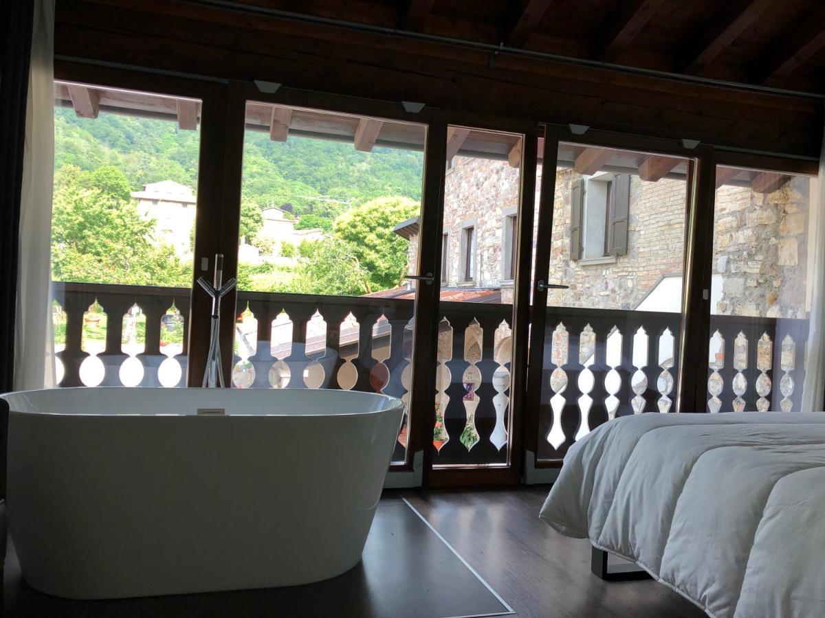 La Terrazza Sulle Vigne B&B คอร์เตฟรังกา ภายนอก รูปภาพ