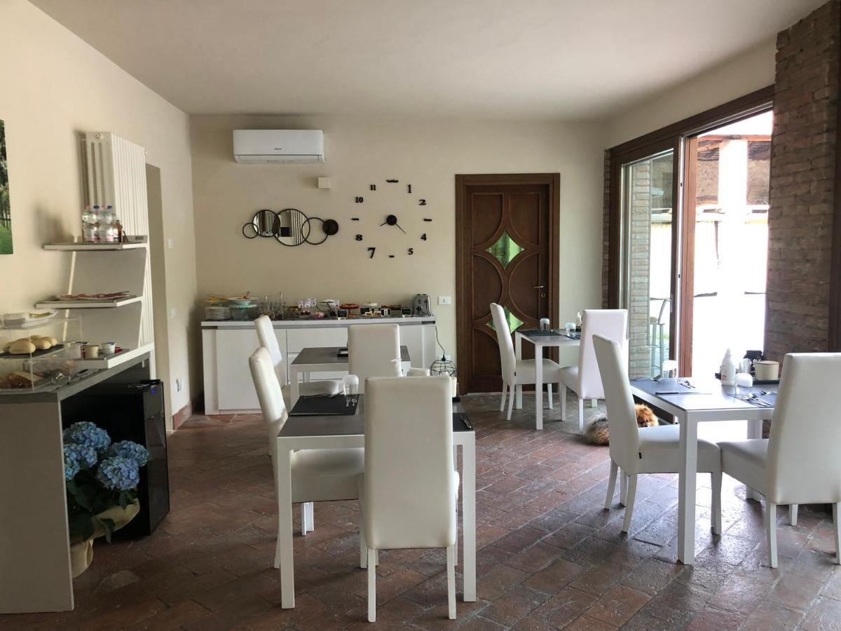 La Terrazza Sulle Vigne B&B คอร์เตฟรังกา ภายนอก รูปภาพ