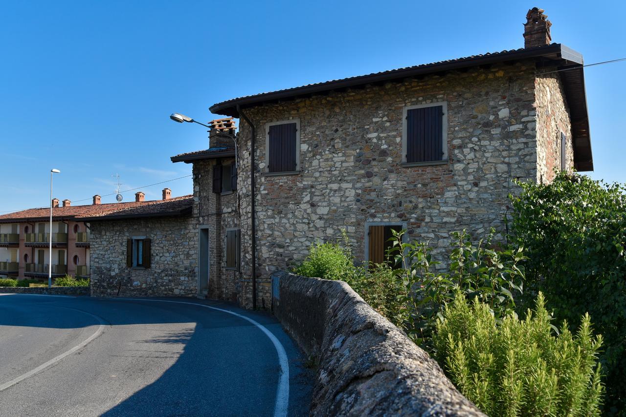 La Terrazza Sulle Vigne B&B คอร์เตฟรังกา ภายนอก รูปภาพ