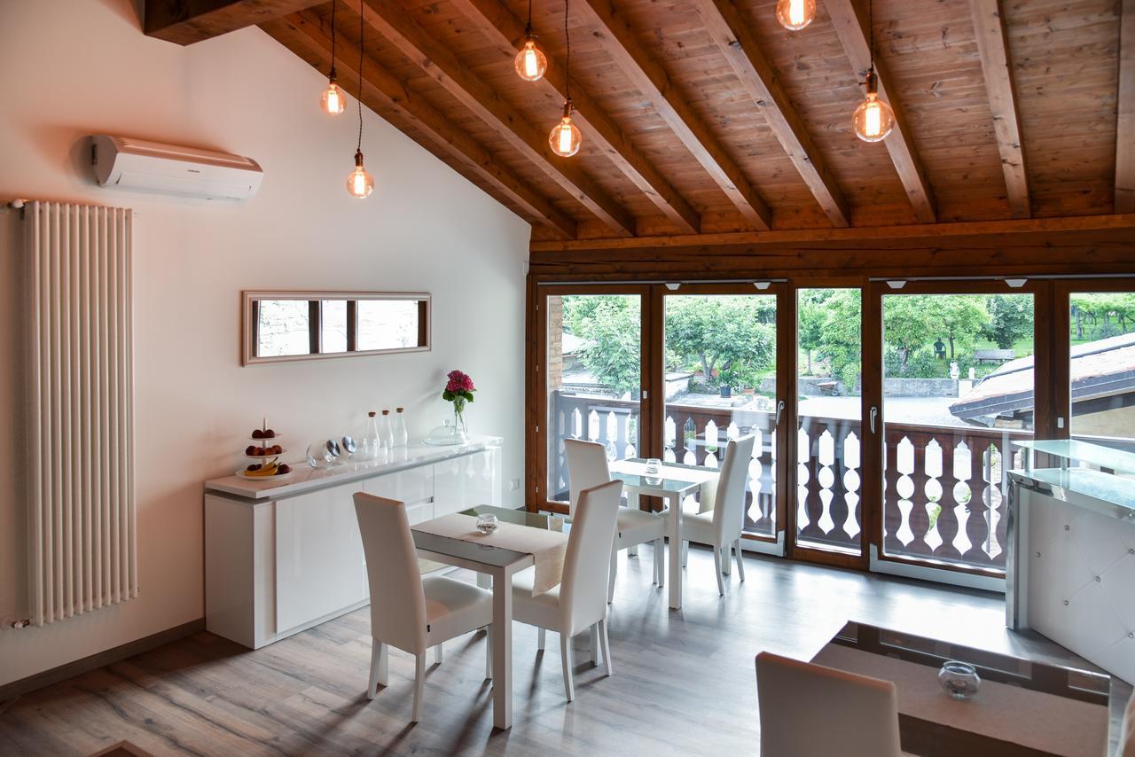 La Terrazza Sulle Vigne B&B คอร์เตฟรังกา ภายนอก รูปภาพ