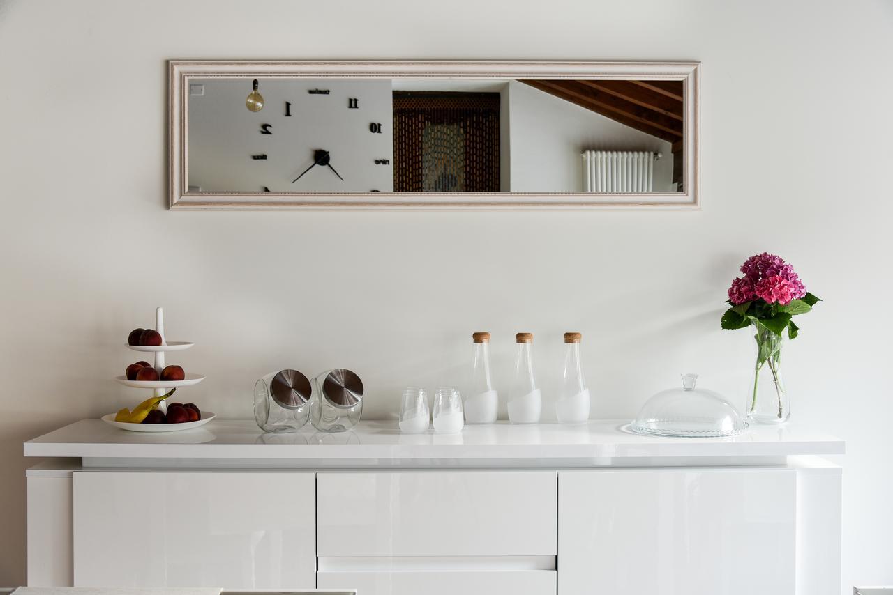 La Terrazza Sulle Vigne B&B คอร์เตฟรังกา ภายนอก รูปภาพ