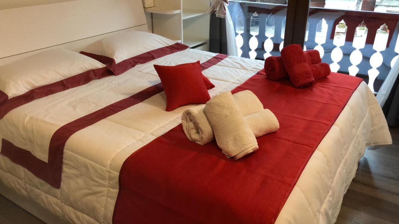 La Terrazza Sulle Vigne B&B คอร์เตฟรังกา ภายนอก รูปภาพ